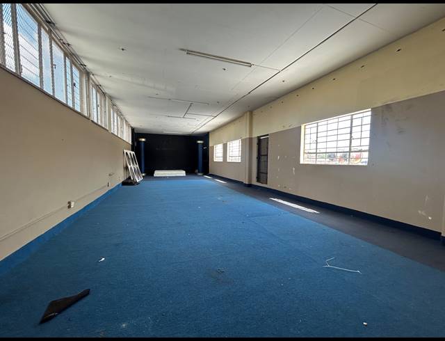 1,200M² WAREHOUSE TO LET IN DELAREY